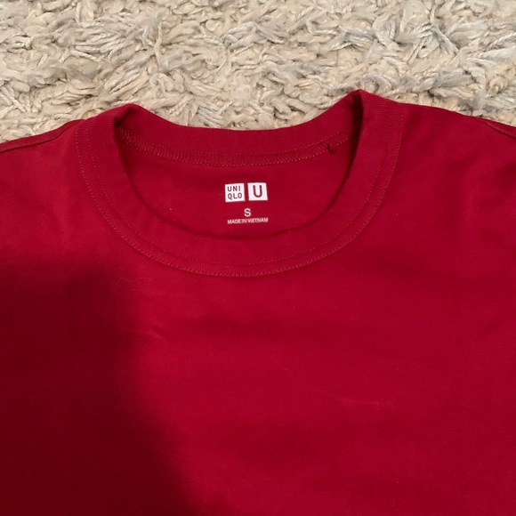 UNIQLO | T-Shirt - Picture 2 of 2